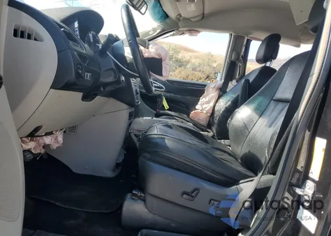 2014 Chrysler Town & Country Touring from USA, damaged, VIN 2C4RC1BG1ER435878